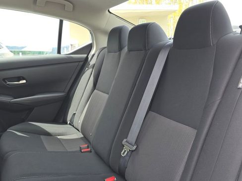 Used 2023 Nissan Sentra SV FWD image 17