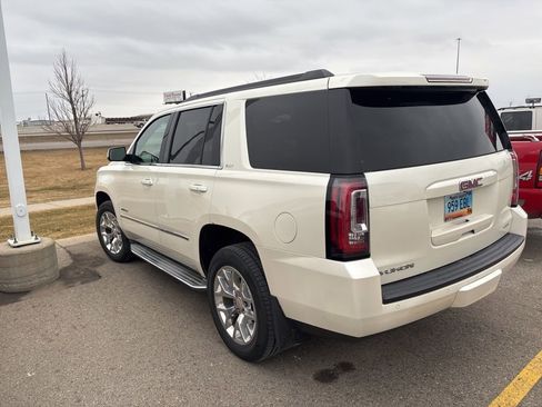 Used 2015 GMC Yukon SLT image 7