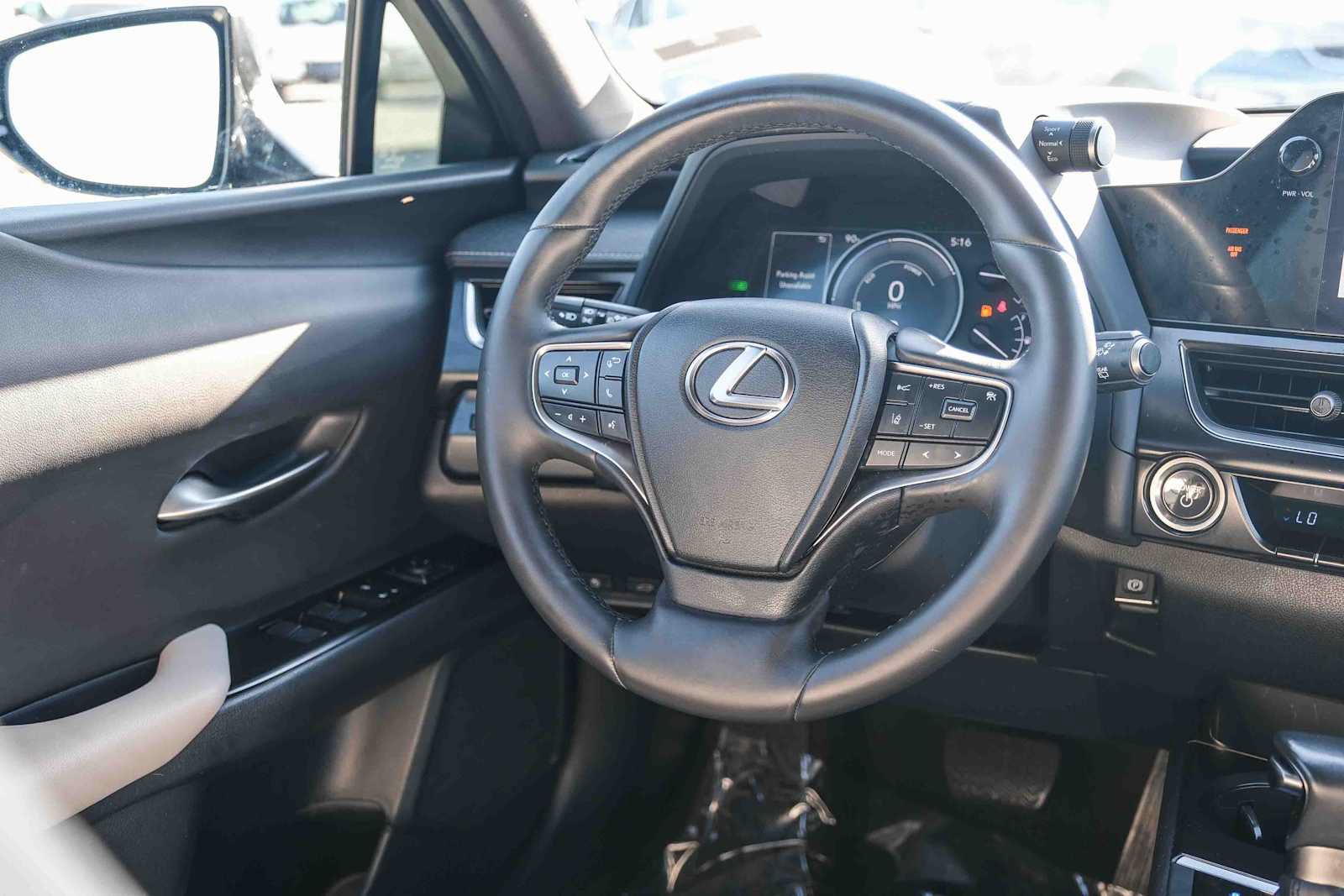 Used 2023 Lexus UX 250h F Sport w/ Accessory Package (Z1) AWD/4WD image 15