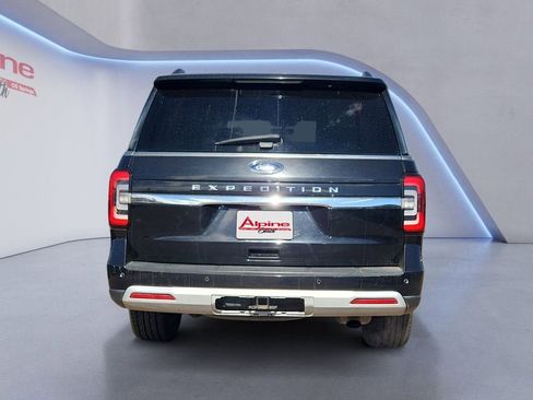 Used 2022 Ford Expedition Max Limited image 4