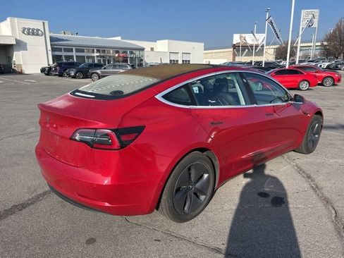 Used 2018 Tesla Model 3 image 3
