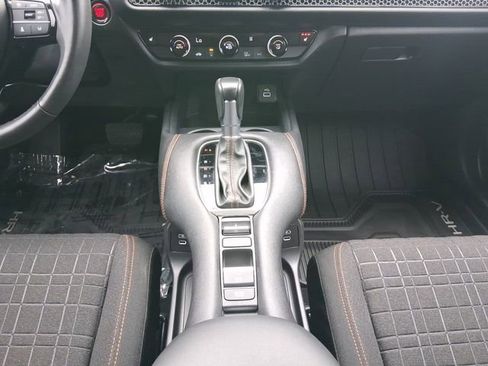 Used 2024 Honda HR-V Sport image 3