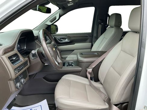 Used 2022 Chevrolet Tahoe LT RWD image 9