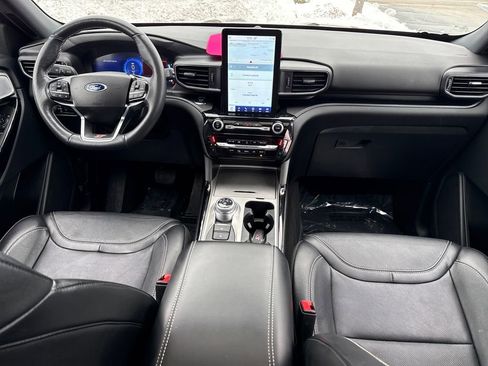 Certified 2023 Ford Explorer ST w/ Technology Package image 11