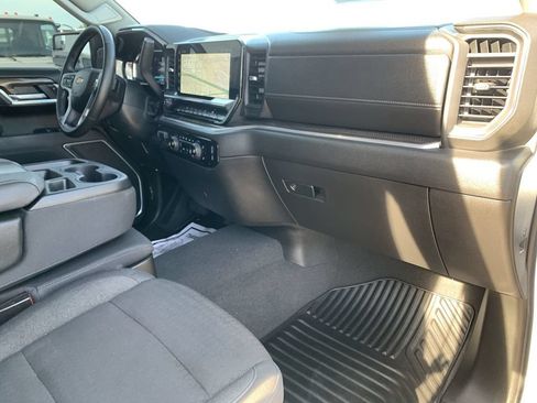 Certified 2026 Chevrolet Silverado 1500 LT AWD/4WD image 27