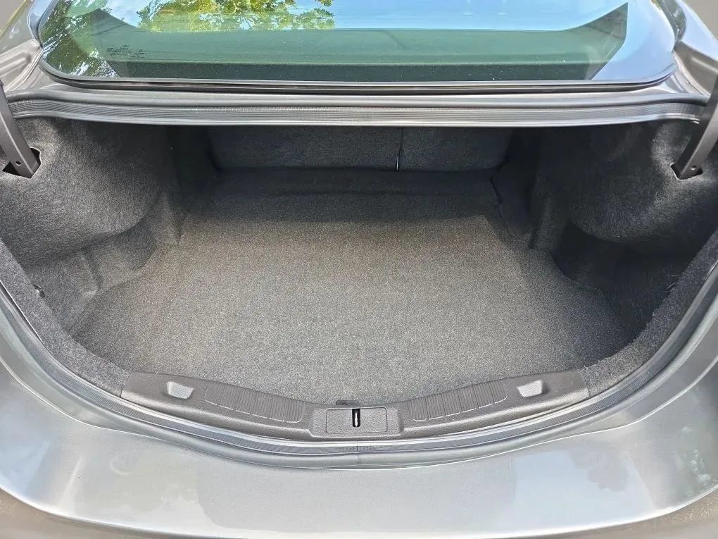 Used 2014 Ford Fusion SE FWD image 44