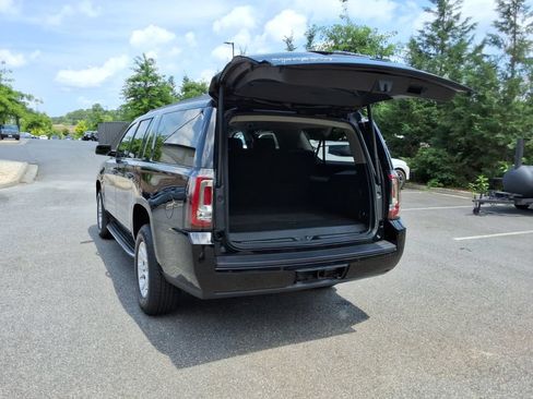 Used 2017 GMC Yukon XL SLT RWD image 15