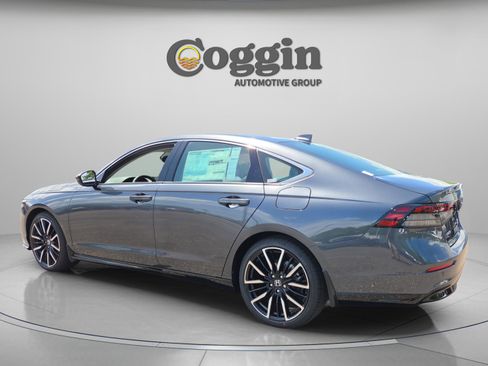 New 2026 Honda Accord Touring image 3
