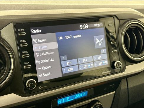 Used 2021 Toyota Tacoma SR5 image 18