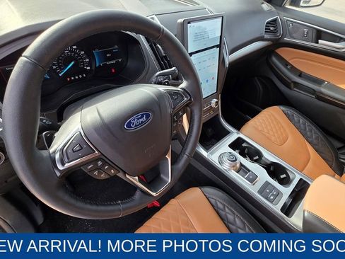 Used 2024 Ford Edge Titanium w/ Titanium Elite Package image 12