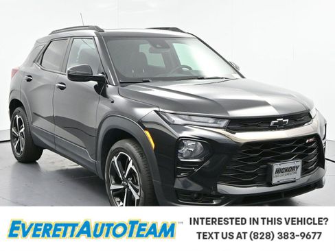 Used 2022 Chevrolet TrailBlazer RS w/ Sun and Liftgate Package AWD/4WD image 1