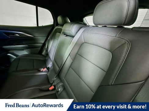 New 2026 Chevrolet Equinox EV LT image 14