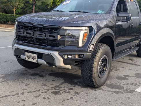 Certified 2025 Ford F150 Raptor AWD/4WD image 10