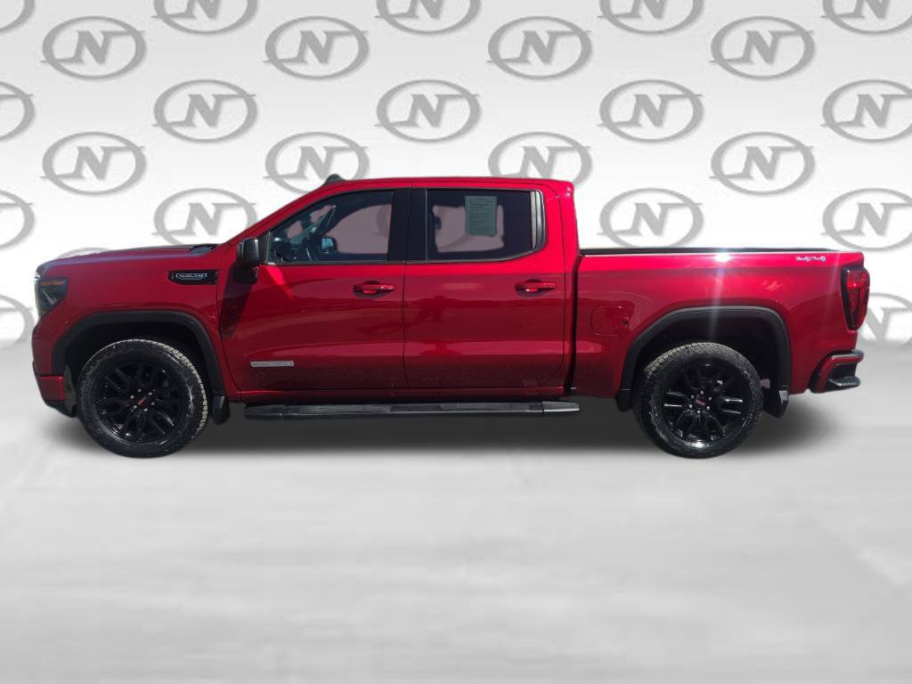 Used 2022 GMC Sierra 1500 Elevation w/ LPO, Elevation Black Package AWD/4WD image 12