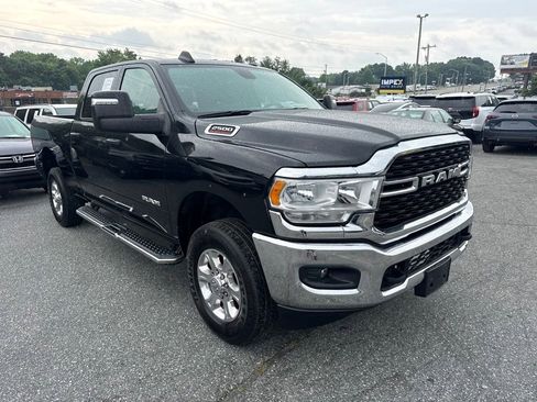 Used 2024 RAM 2500 Big Horn w/ Bed Utility Group AWD/4WD image 2