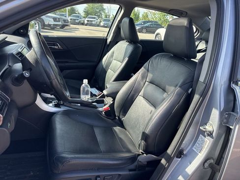 Used 2017 Honda Accord EX-L image 15