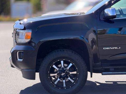 Used 2017 GMC Canyon Denali AWD/4WD image 14