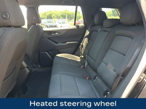 Used 2025 Chevrolet Equinox LT AWD/4WD image 18