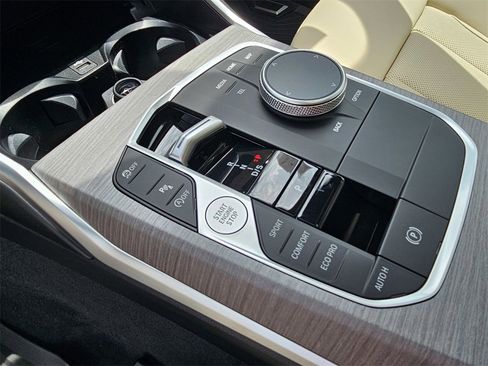 Used 2026 BMW 430i Coupe w/ Convenience Package image 24