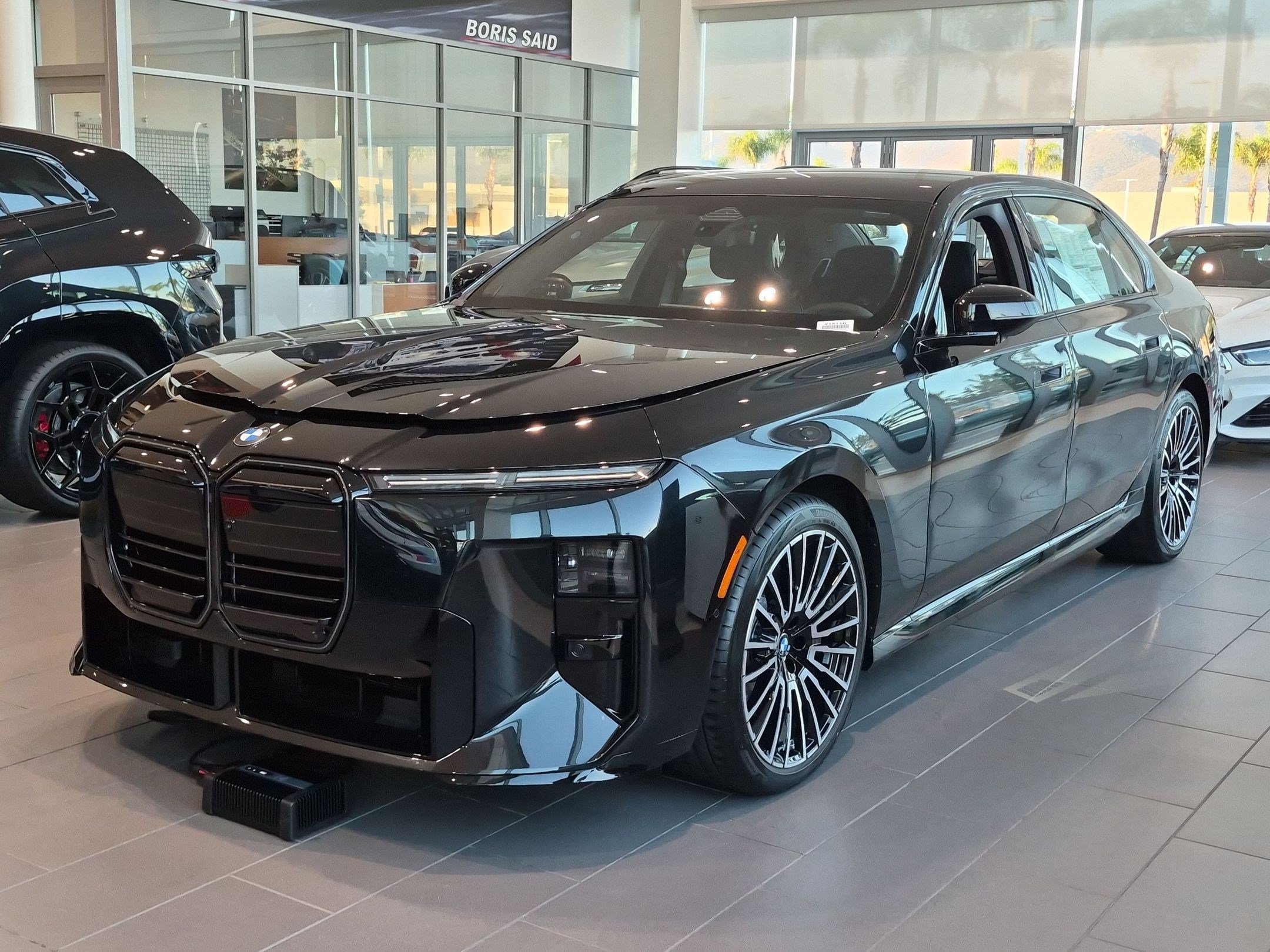 New 2027 BMW 740i w/ M Sport Professional Package RWD image 5