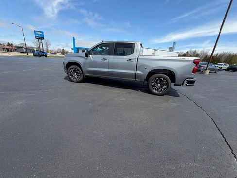Used 2025 Chevrolet Silverado 1500 LT AWD/4WD image 20