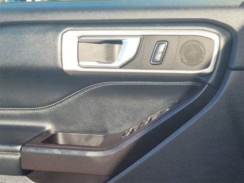 Used 2020 Ford Explorer XLT w/ Equipment Group 202A image 41