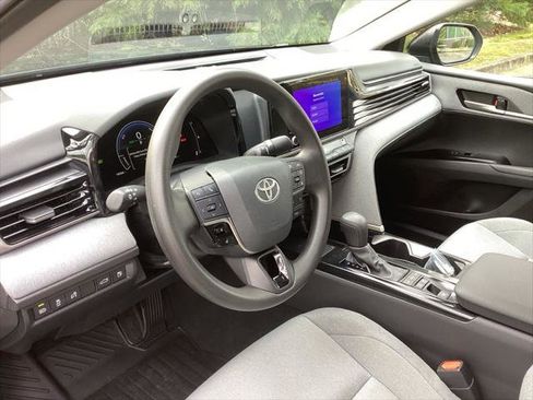 Certified 2025 Toyota Camry LE AWD/4WD image 10