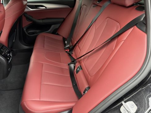 Certified 2025 BMW X4 xDrive30i AWD/4WD image 19