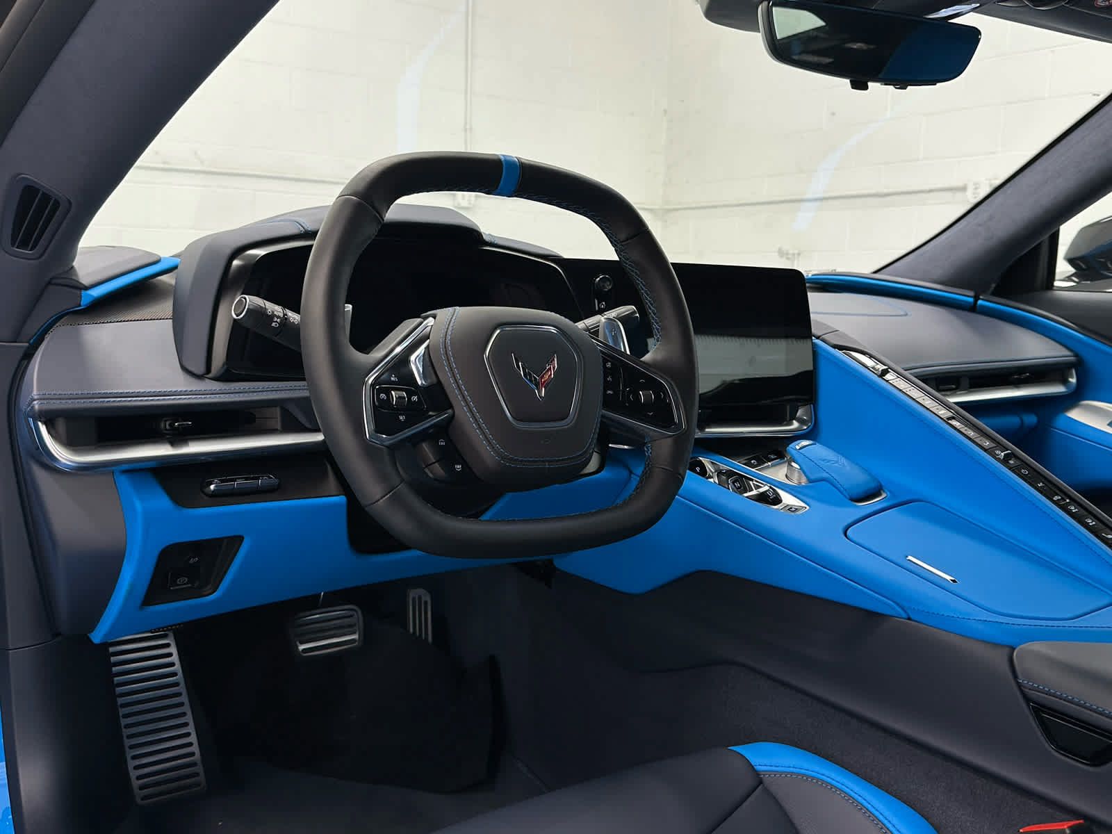 Used 2022 Chevrolet Corvette Stingray Premium Cpe w/ Z51 Performance Package RWD image 10