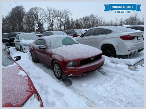 Used 2005 Ford Mustang V6 Deluxe image 1