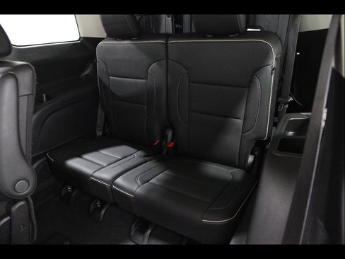 Used 2021 GMC Acadia Denali w/ LPO, Floor Liner Package FWD image 22