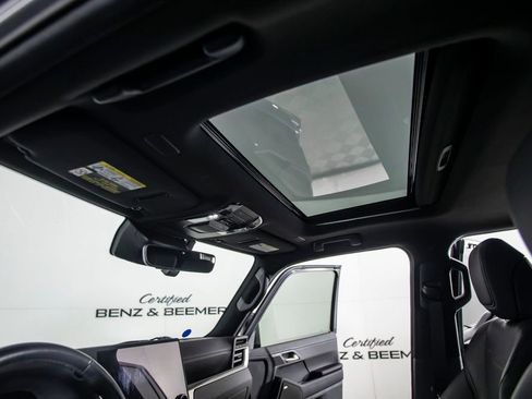 Used 2024 Lexus GX 550 w/ Cold Area Package image 29