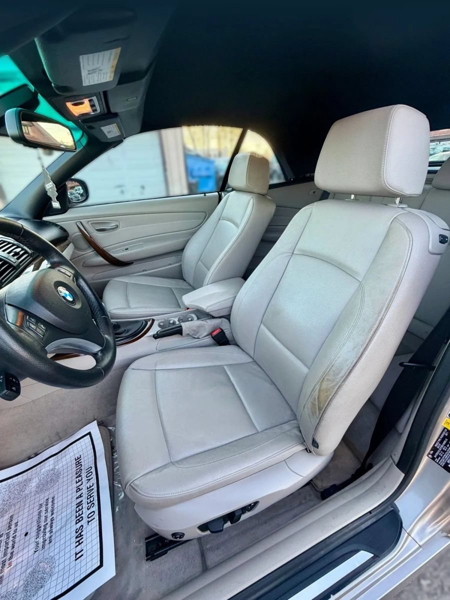 Used 2012 BMW 128i Convertible RWD image 20