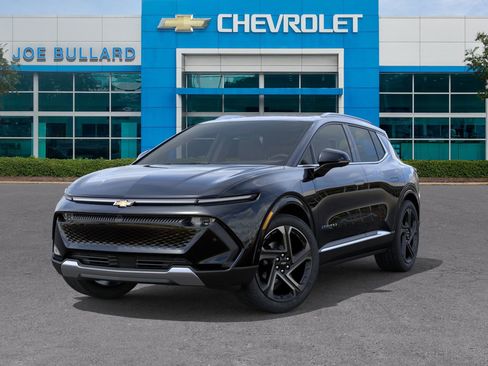 New 2025 Chevrolet Equinox EV LT w/ Convenience Package II FWD image 40