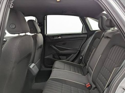 Used 2024 Volkswagen Jetta Sport FWD image 17