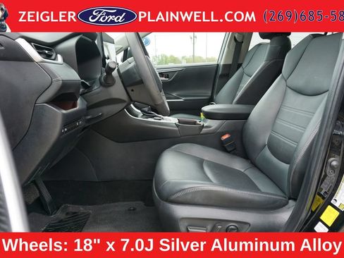 Used 2023 Toyota RAV4 Limited AWD/4WD image 17