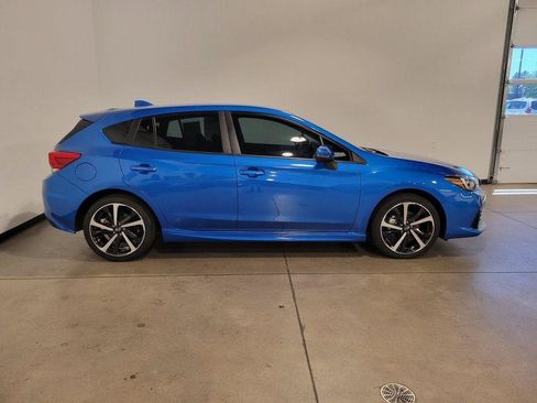 Used 2022 Subaru Impreza 2.0i Sport image 2