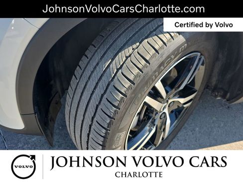 Certified 2025 Volvo XC40 B5 Core image 29