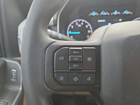 Used 2022 Ford F150 XLT image 16