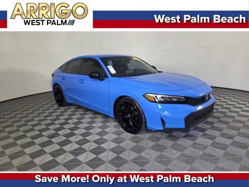Used 2025 Honda Civic Sport image 1