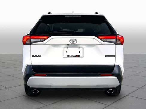 Used 2024 Toyota RAV4 Adventure w/ Convenience Package AWD/4WD image 4