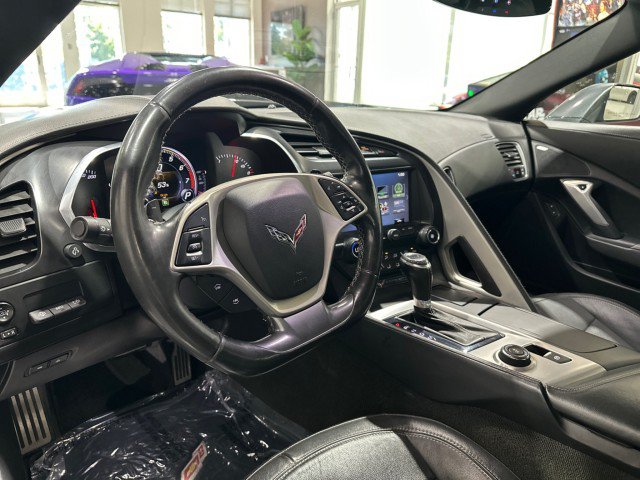 Used 2017 Chevrolet Corvette Stingray Coupe RWD image 3