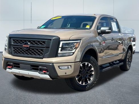 Used 2021 Nissan Titan PRO-4X w/ Pro-4x Convenience Package AWD/4WD image 1