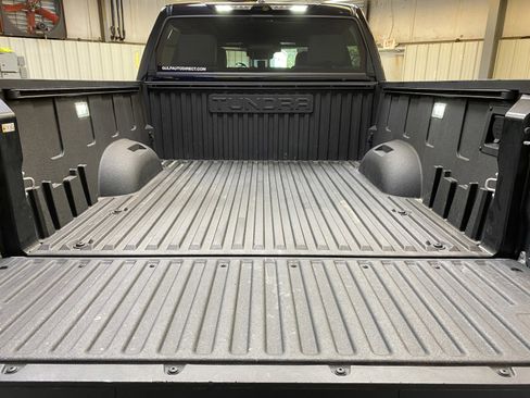 Used 2025 Toyota Tundra Limited w/ Power Package image 32