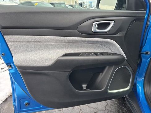 Used 2022 Jeep Compass Latitude image 8