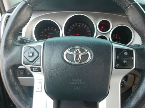 Used 2014 Toyota Sequoia Limited RWD image 15