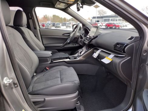 New 2026 Mitsubishi Eclipse Cross Black Edition image 10