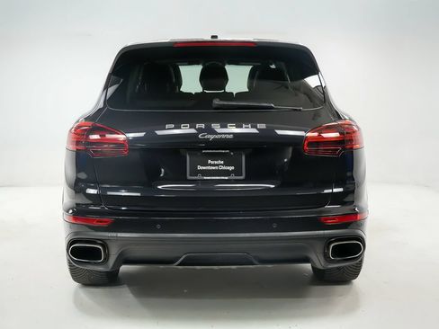 Used 2017 Porsche Cayenne Platinum Edition AWD/4WD image 11