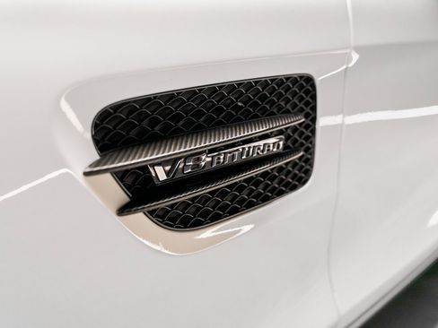 Used 2016 Mercedes-Benz AMG GT S image 3