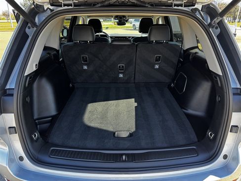 Used 2022 Jeep Grand Cherokee Limited w/ Trailer Tow Prep Group (B) image 30